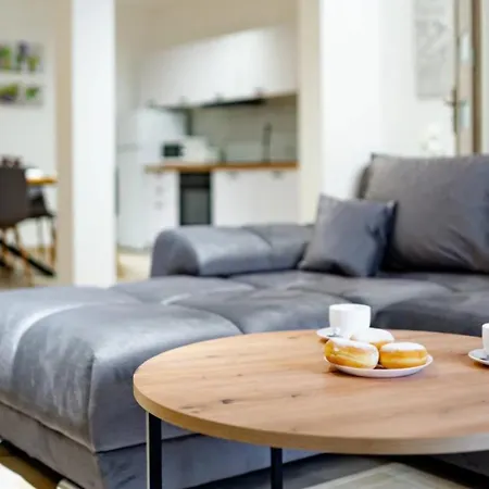 Step-free Apartment *